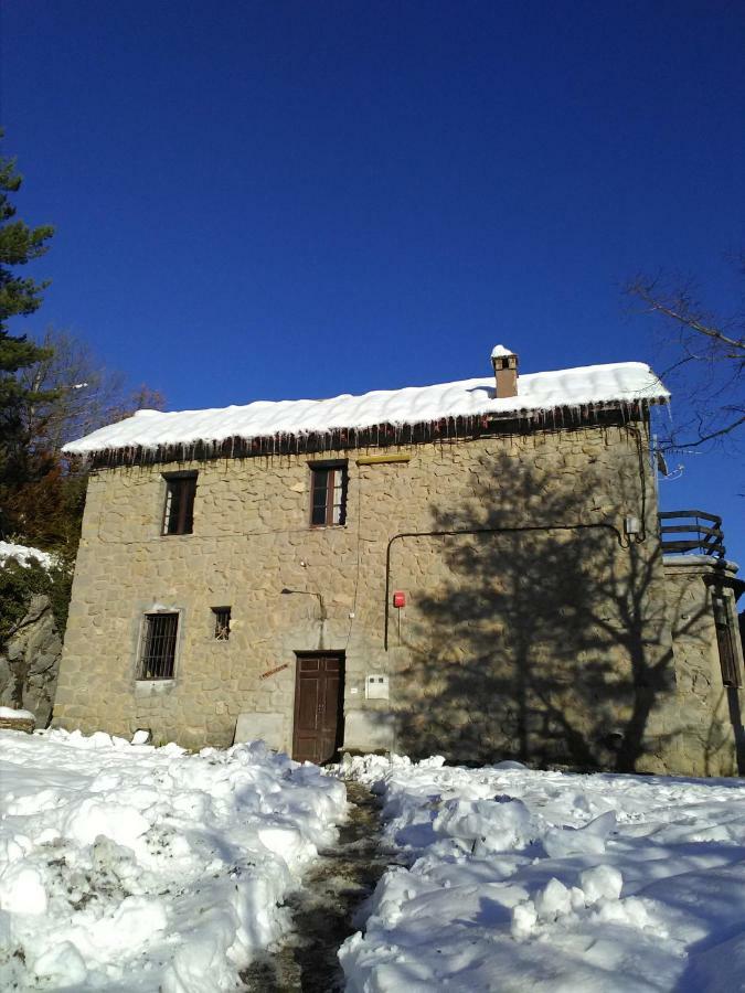 Refugi Quatre Cases Clot del Moro Exterior photo