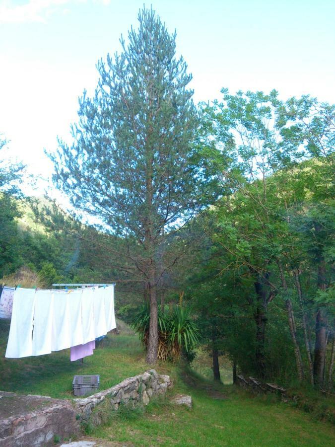 Refugi Quatre Cases Clot del Moro Exterior photo